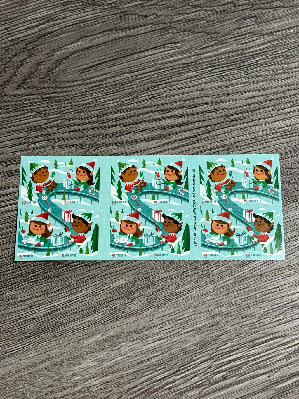 2022 First-Class Forever Stamps - Holiday Elves